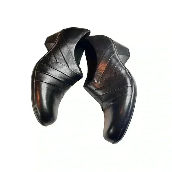 CLARKS CASUAL SLIP-ON WORK LOAFERS•SIZE 7•BLACK GENUINE LEATHER •GREAT C… - Picture 4 of 14